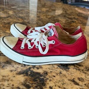 Converse All Star size 8 red